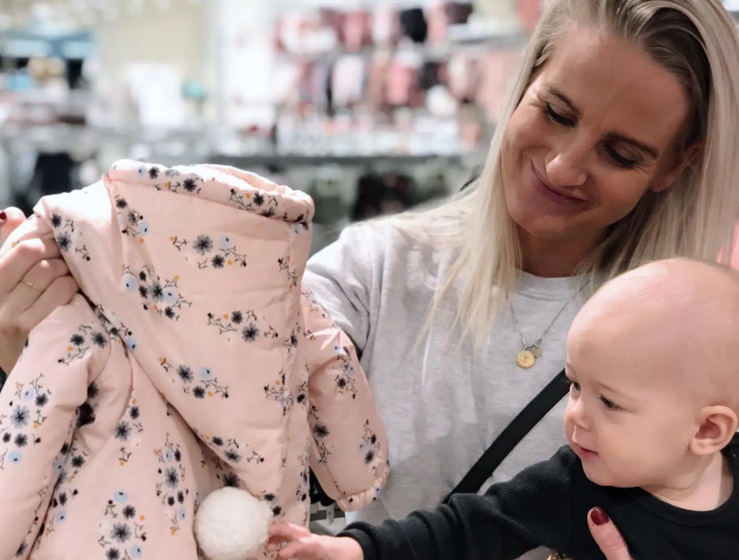 Sidste år op til Black Friday lavede Julie-Elsebeth og Homie et samarbejde med shoppingcentret Fisketorvet.