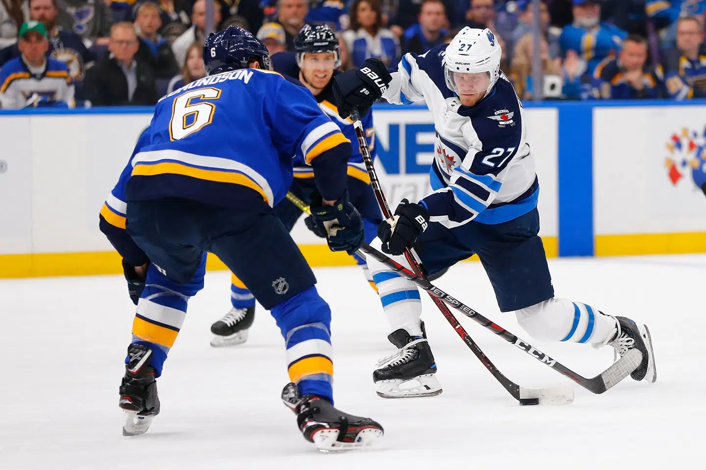 Nikolaj Ehlers og Winnipeg Jets er under maksimalt pres i NHL-slutspillet. Dilip Vishwanat/Ritzau Scanpix