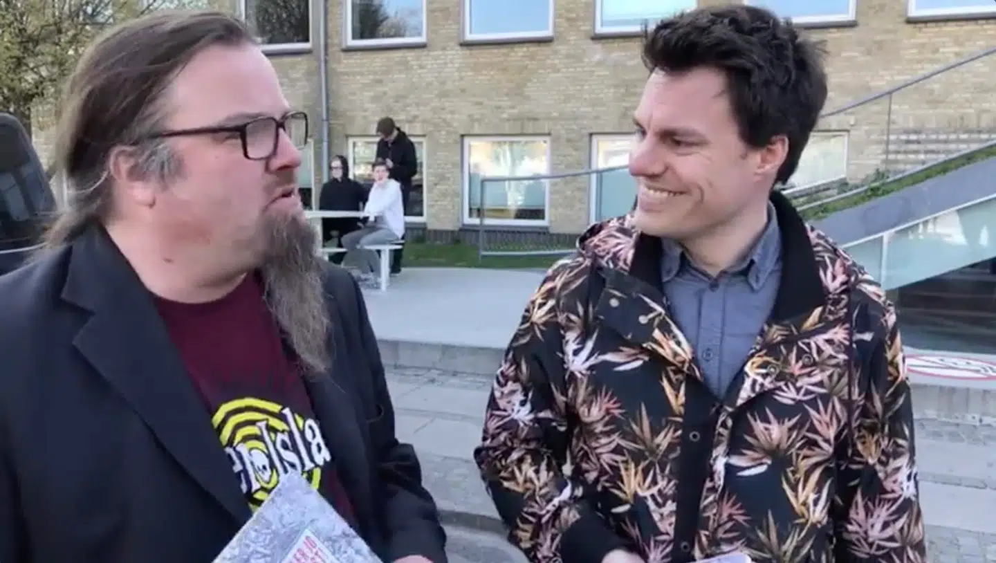 Anders Stjernholm og Simon Nielsen Øregaard, der sammen har skrevet bogen 'Du er jo ateist.'