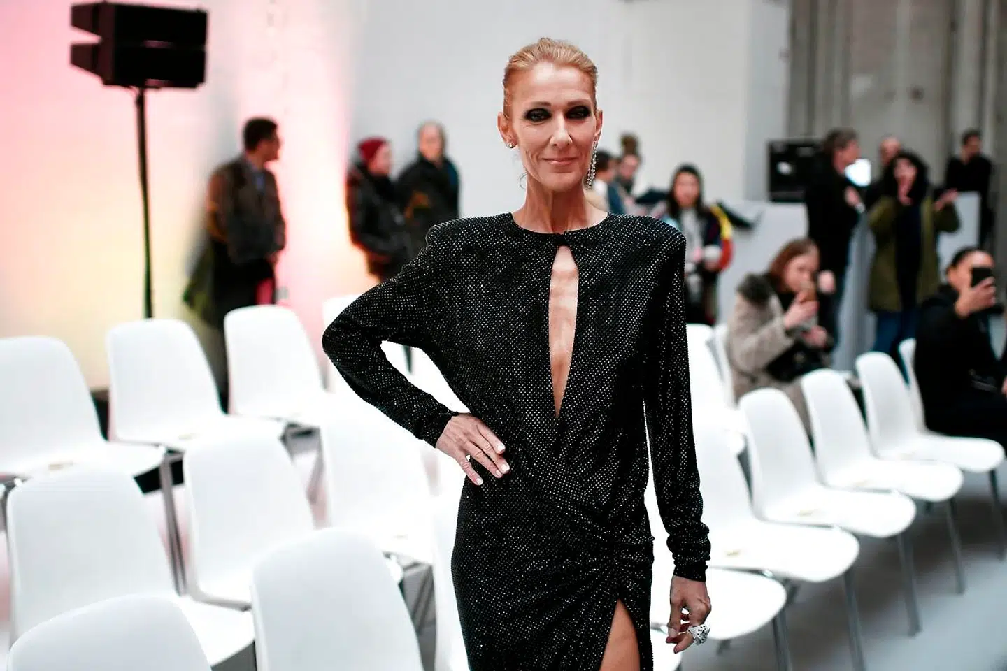Celine Dion til modeshow i Paris i januar måned.