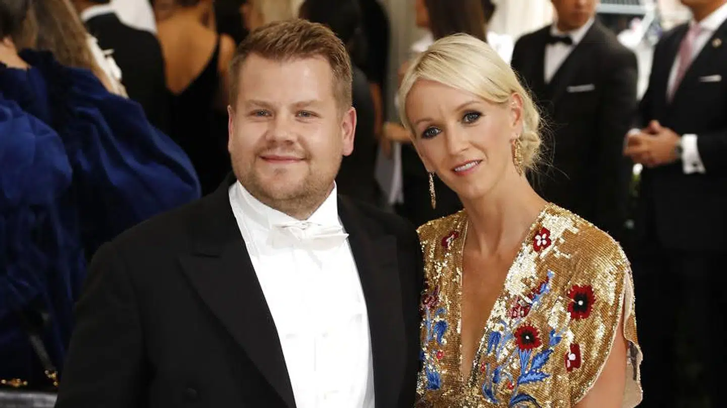 James Corden og hans hustru Julia Carey.