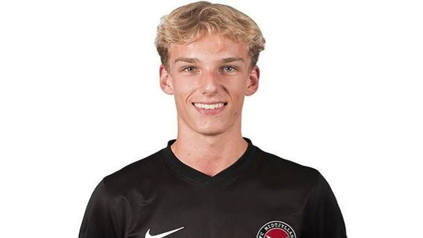 FCM-talentet Gustav Isaksen er 17 år.