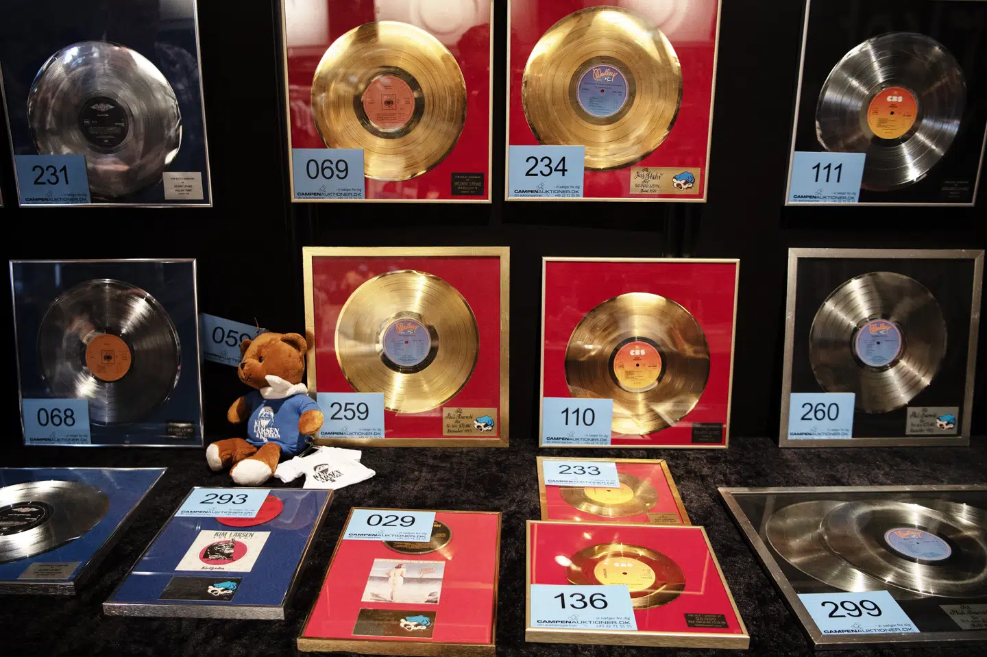 Da en stor Gasolin-fan i 2015 gik bort, efterlod han sig omkring 2000 plader, instrumenter og andre samlerobjekter fra bandets tid. Bo Amstrup/Ritzau Scanpix