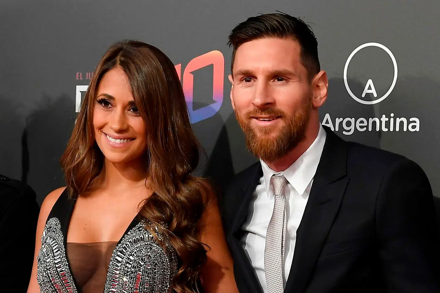 Lionel Messi og hustruen Antonella Roccuzzo. Sammen har de tre sønner på seks, tre og et år.