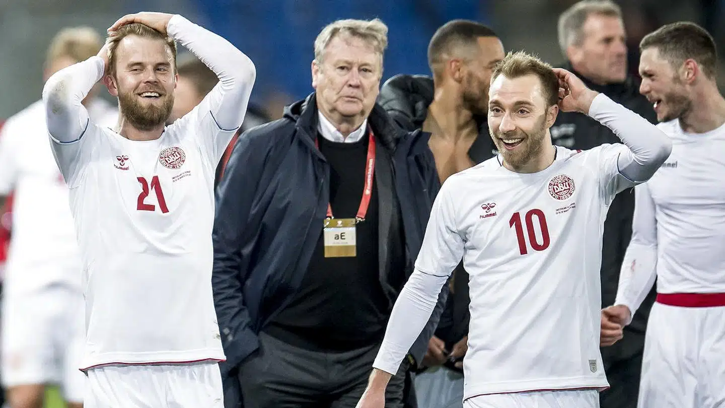 Danmarks Christian Gytkjær (21) og Danmarks Christian Eriksen (10) jubler efter EM kvalifikationskampen mellem Schweiz og Danmark på St. Jakobs Park i Basel i Schweiz, tirsdag den 26. marts 2019. Kampen ender 3-3.. (Foto: Mads Claus Rasmussen/Ritzau Scanpix)