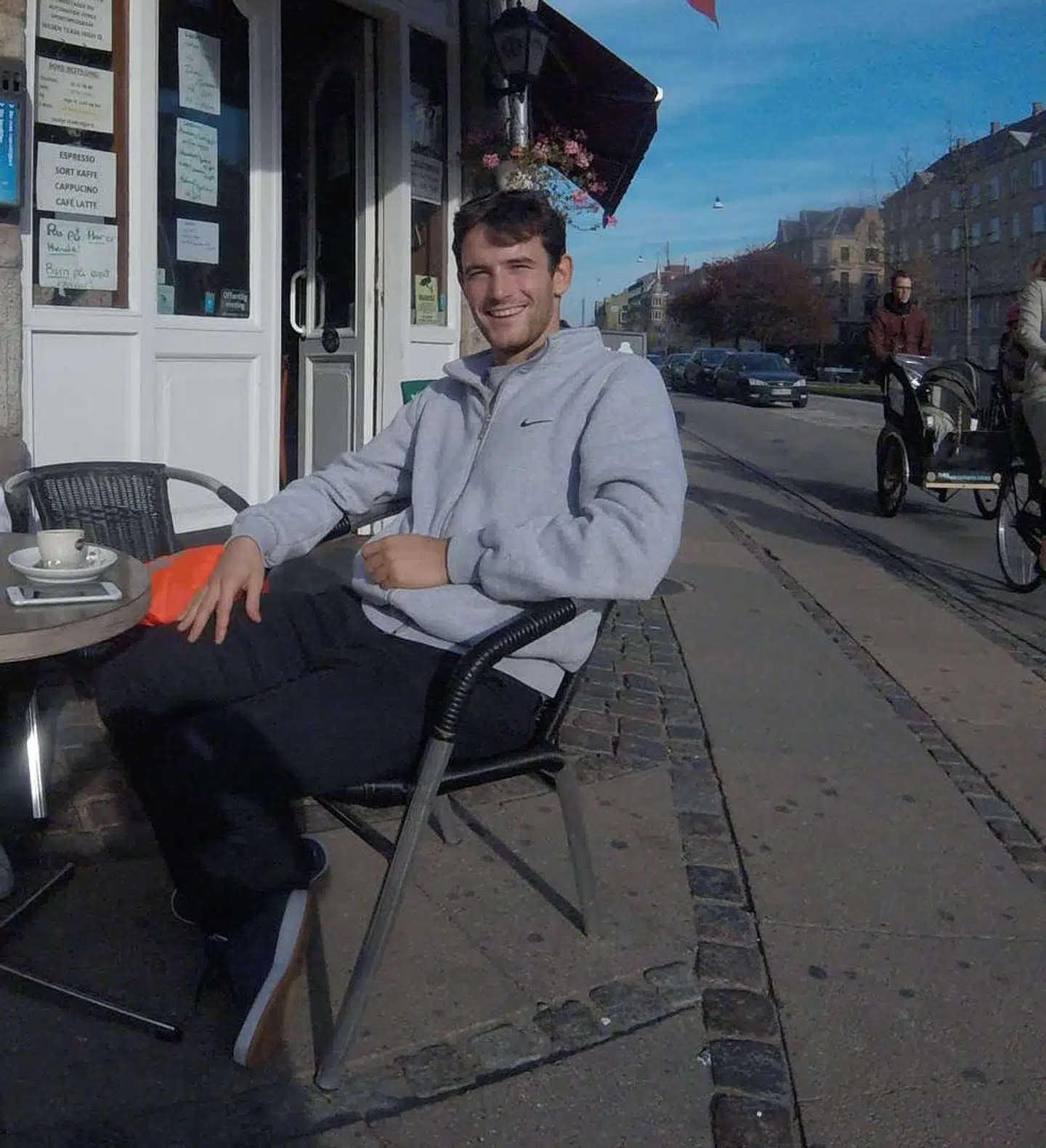 25-årige Gregorio Montefameglio fandt som den første det efterladte spædbarn.