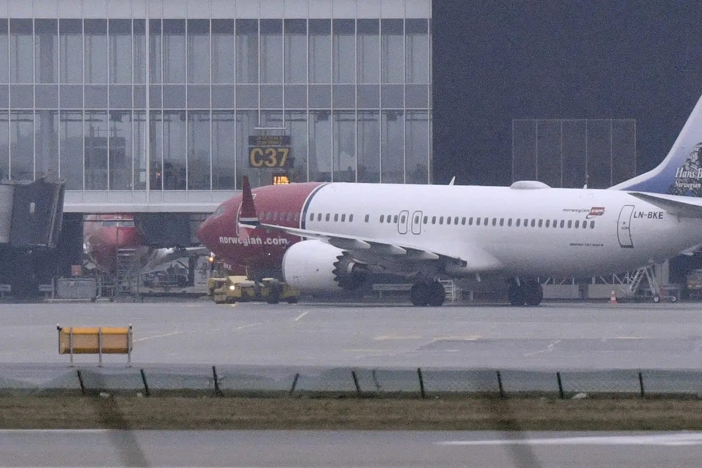 Norwegian har 18 fly af typen Boeig 737 Max 8, som i øjeblikket har flyveforbud, da det bliver undersøgt, om en fejl i flyets software har været skyld i to flystyrt i henholdvis Indonesien i oktober og Etiopien i marts. (Arkivfoto) 50090 Johan Nilsson/Tt/Ritzau Scanpix