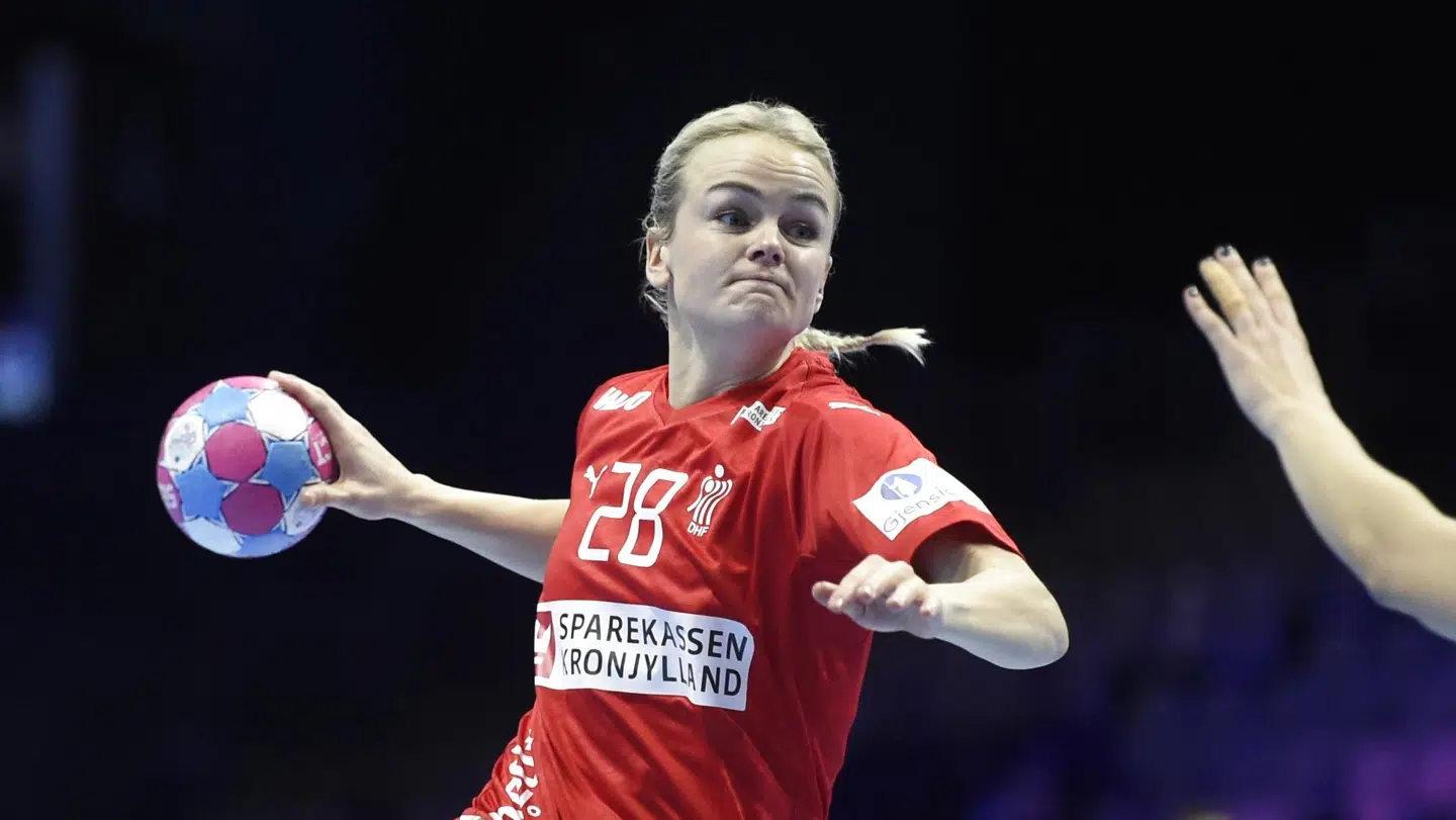 Stine Jørgensen og de øvrige danske håndboldkvinder rejste sig efter skuffelsen mod Norge. Arkivfoto.
