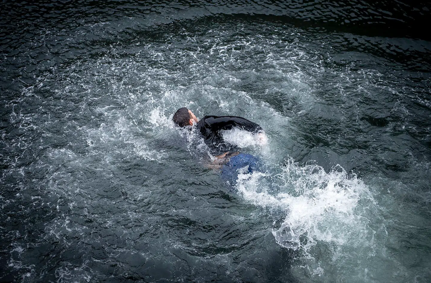 Hizb ut Tahrir Skandinavien holder fredagsbøn på Christiansborg Slotsplads i København og Rasmus Paludan - Stram Kurs brænder koran, fredag den 22. marts 2019.