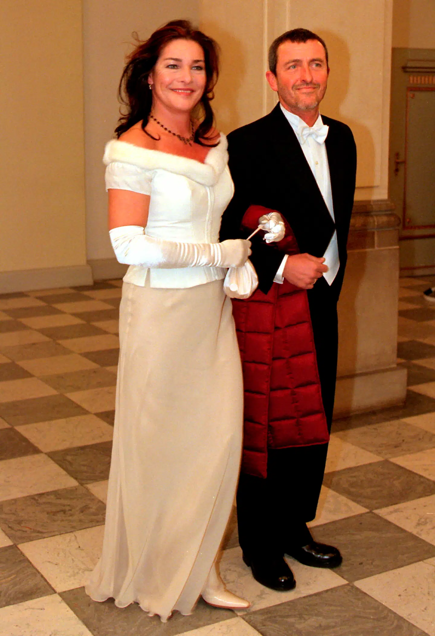Lis Sørensen og eksmand Jan Sivertsen til fest hos dronning Margrethe i 1998.