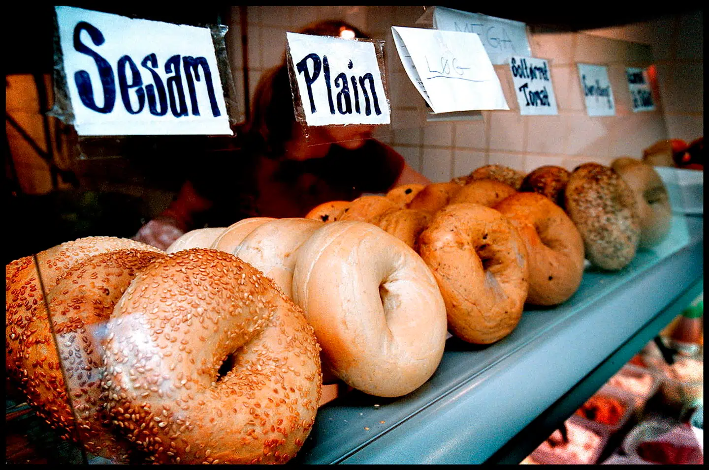 The Bagel Co. har severet bagels i Danmark i 21 år. Nu har de problemer med smiley-rapporter.