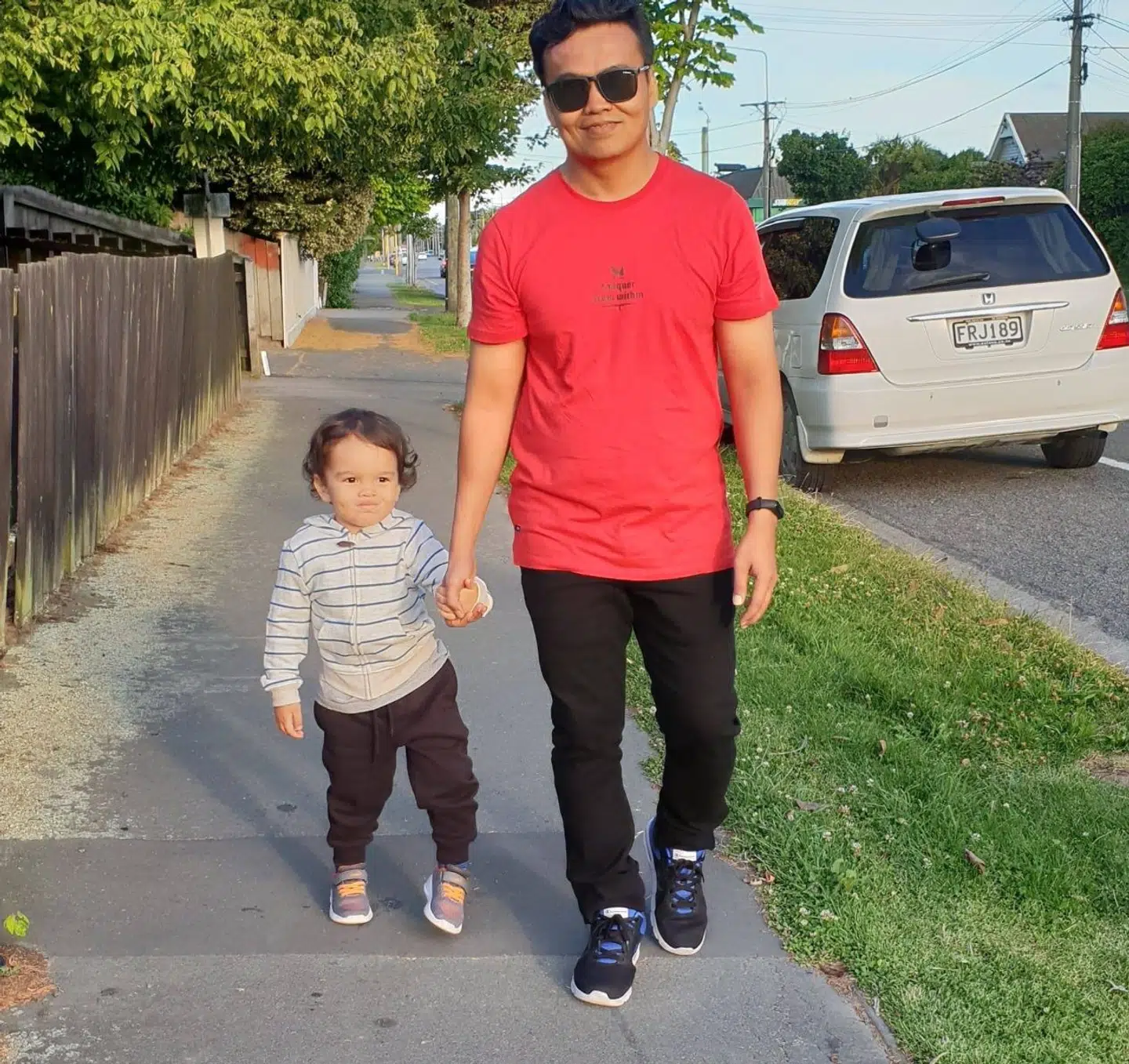 Zulfirman Syah sammen med toårige Averroes.