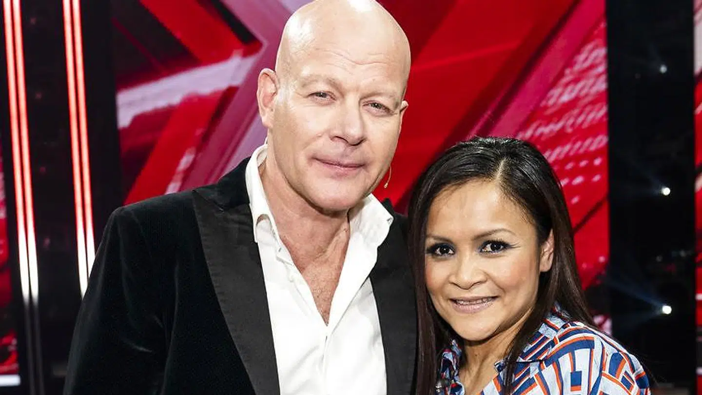 Thomas Blachman med sin udstemte X Factor-deltager Gina Michaells.
