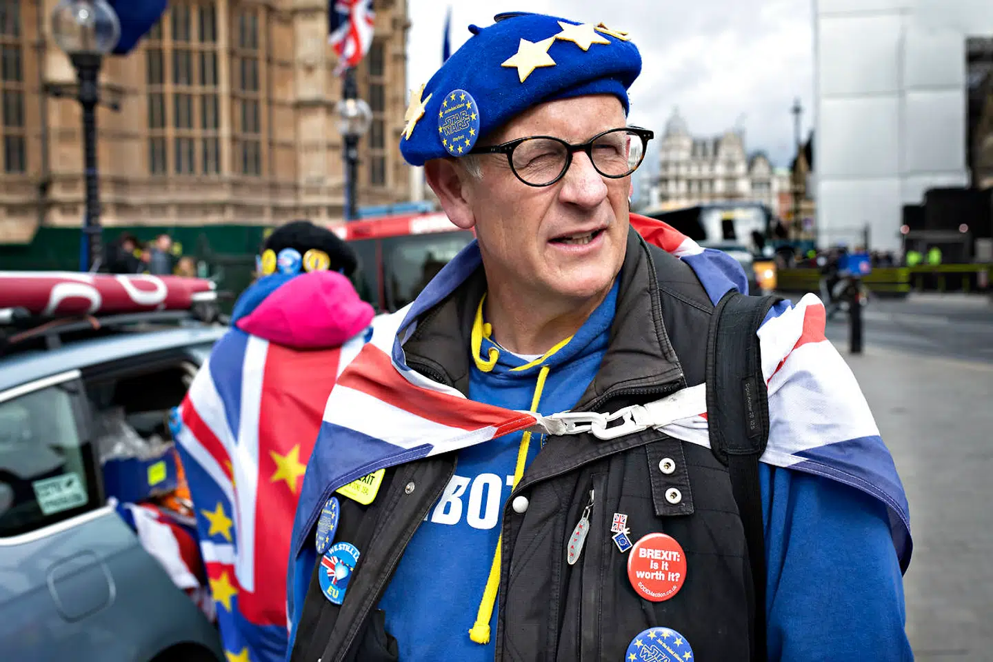 Chris Hatcher, som B.T. møder foran Westminster Palace torsdag formiddag, er godt tosset på Theresa May over udsigten til endnu en afstemning om skilsmisseaftalen.