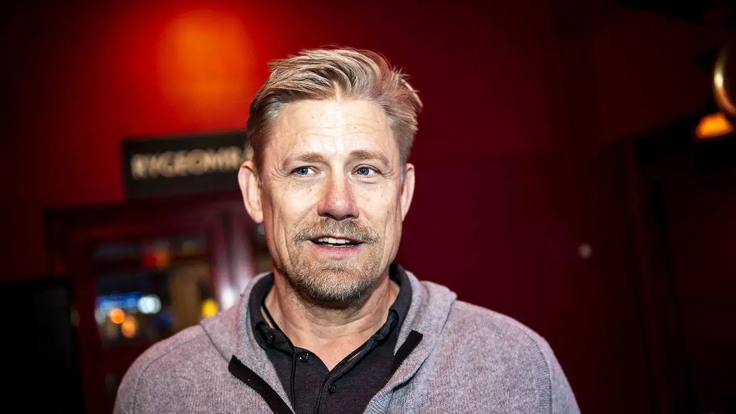 Peter Schmeichel skal vogte buret, når Manchester United spiller jubilæumskamp mod Bayern München.