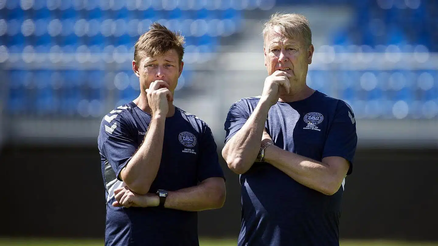 Åge Hareide og Jon Dahl Tomasson har ikke et sted at spille at træne med det danske landshold, når der er koldt vejr.