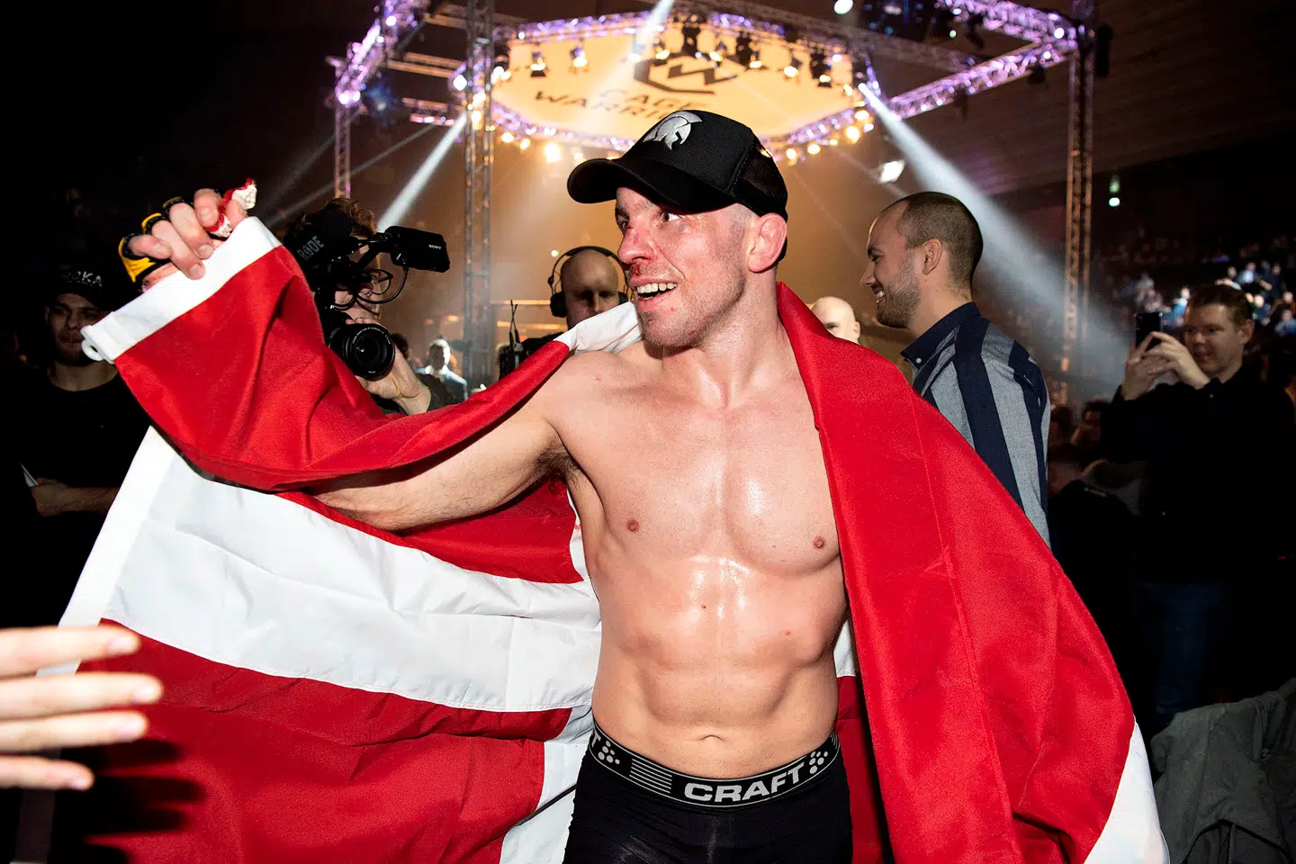 Mark O. Madsen efter sin sejr.