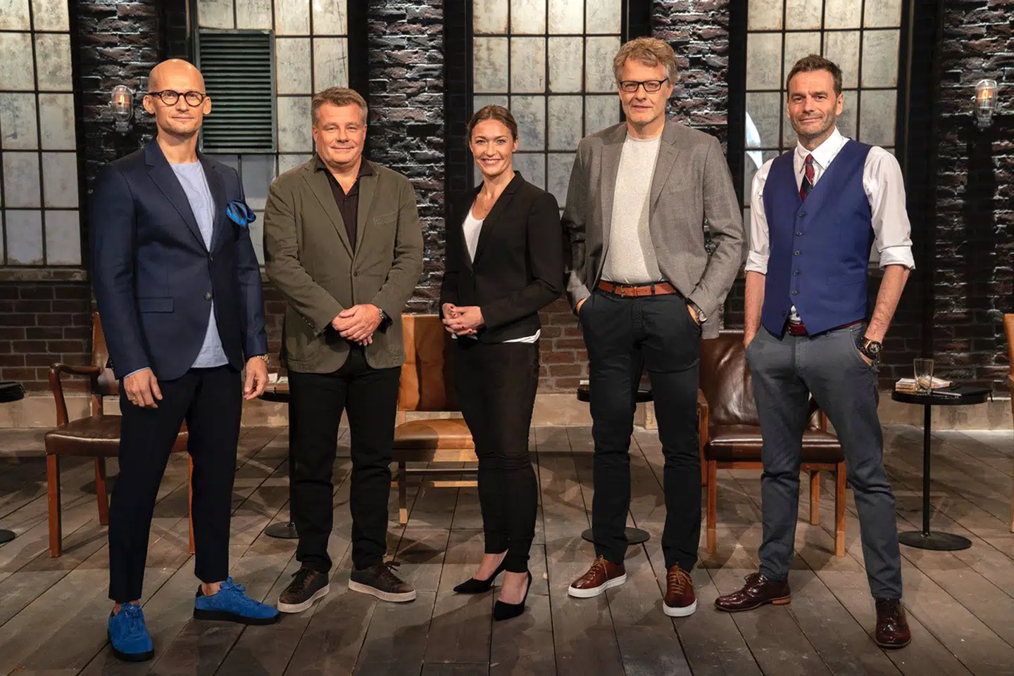 Løvens hule løverne 2019: Christian Stadil, Peter Warnøe, Mia Wagner, Jan Lehrmann og Jesper Buch.