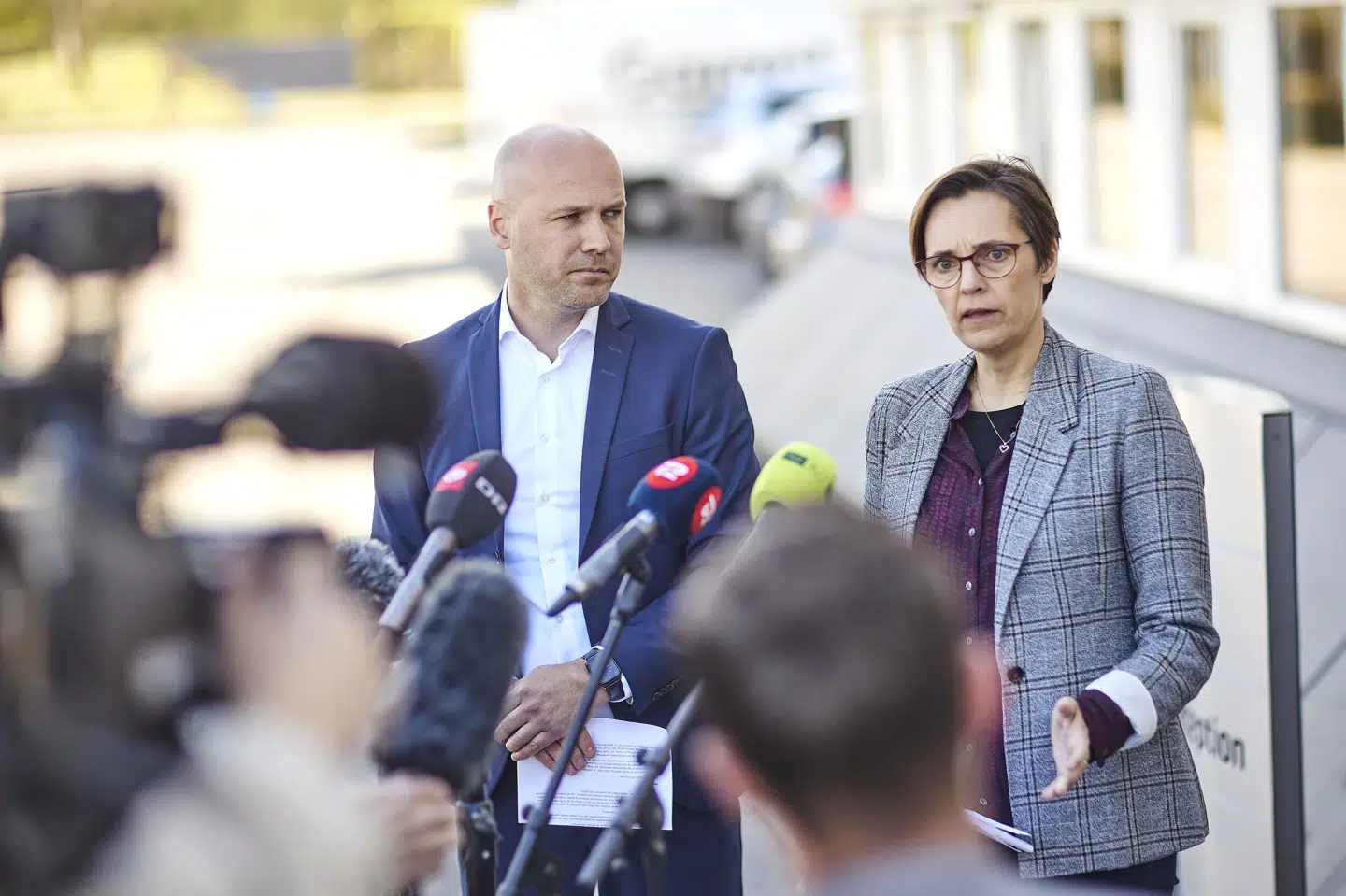 Efter et møde i Region Midtjyllands forretningsudvalg er det blevet besluttet at udtale stærk kritik af blandt andre regionsdirektør Pernille Blach Hansen (på billedet) for håndteringen af whistleblowerhenvendelser om situationen på mave- og tarmkirurgisk afdeling på Aarhus Universitetshospital. Dermed sættes et punktum, siger regionsrådsformand Anders Kühnau (S) (på billedet). (Arkivfoto). Mikkel Berg Pedersen/Ritzau Scanpix