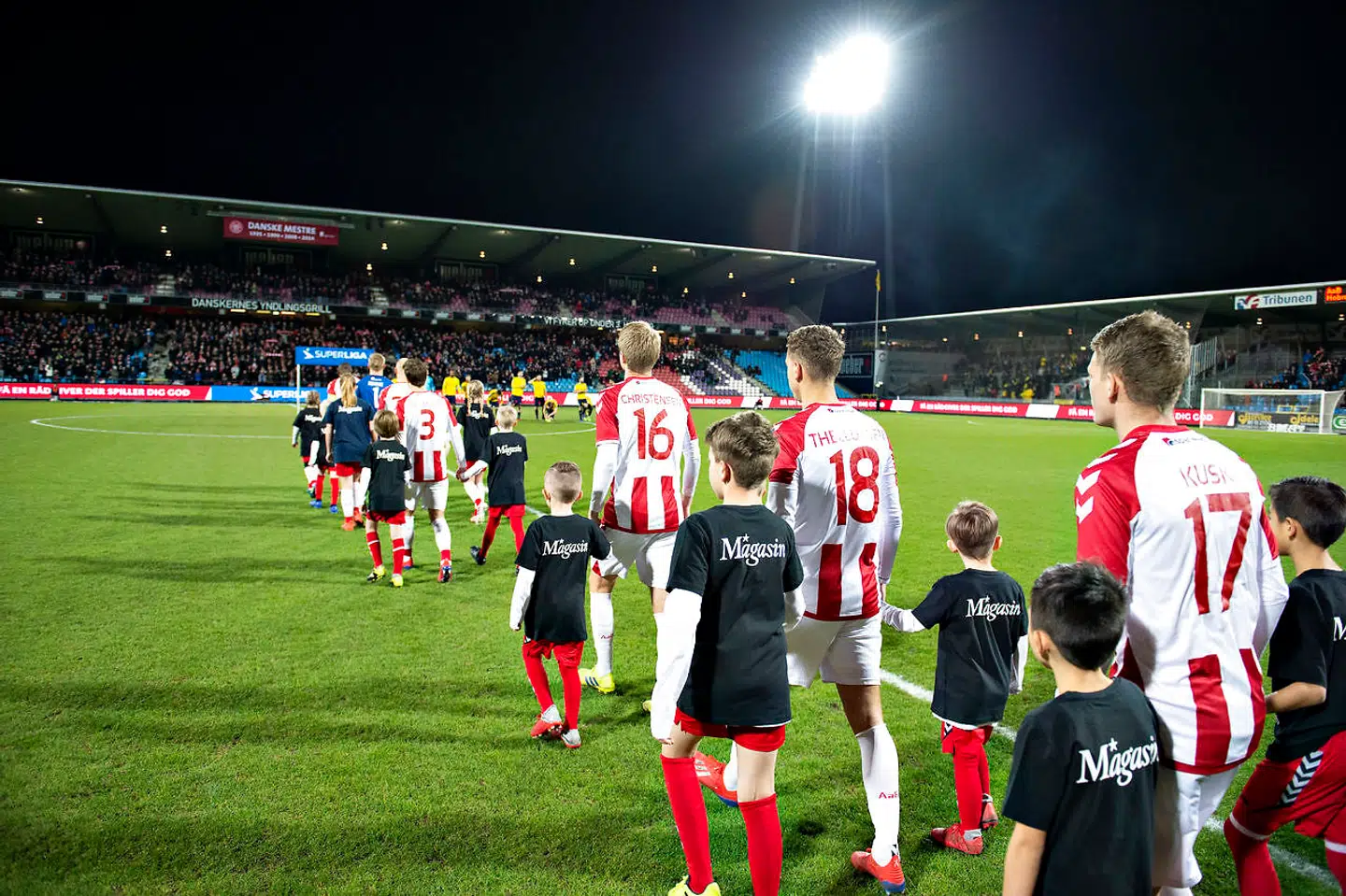 Ifølge AaB's administrerende direktør Thomas Bælum vil man i den nordjyske Superliga-klub fremadrettet forsøge at optimere tilskuernes matchday-oplevelser.