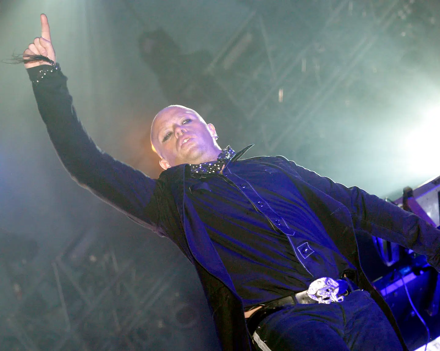 Keith Flint under en Prodigy-koncert i 2006. Foto: ATTILA KISBENEDEK / AFP