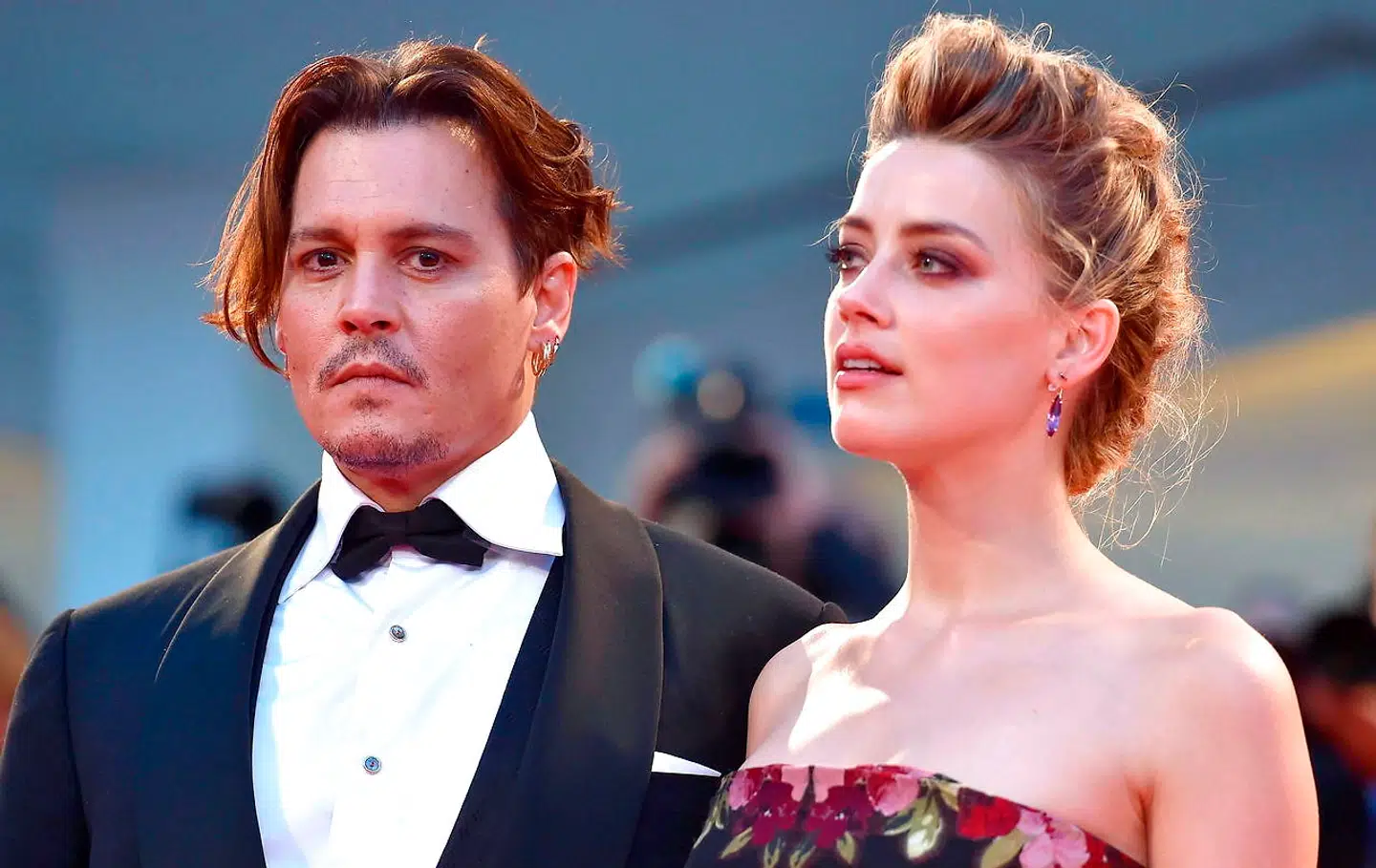 Amber Heard og Johnny Depp er på vej ud i en grim krig.