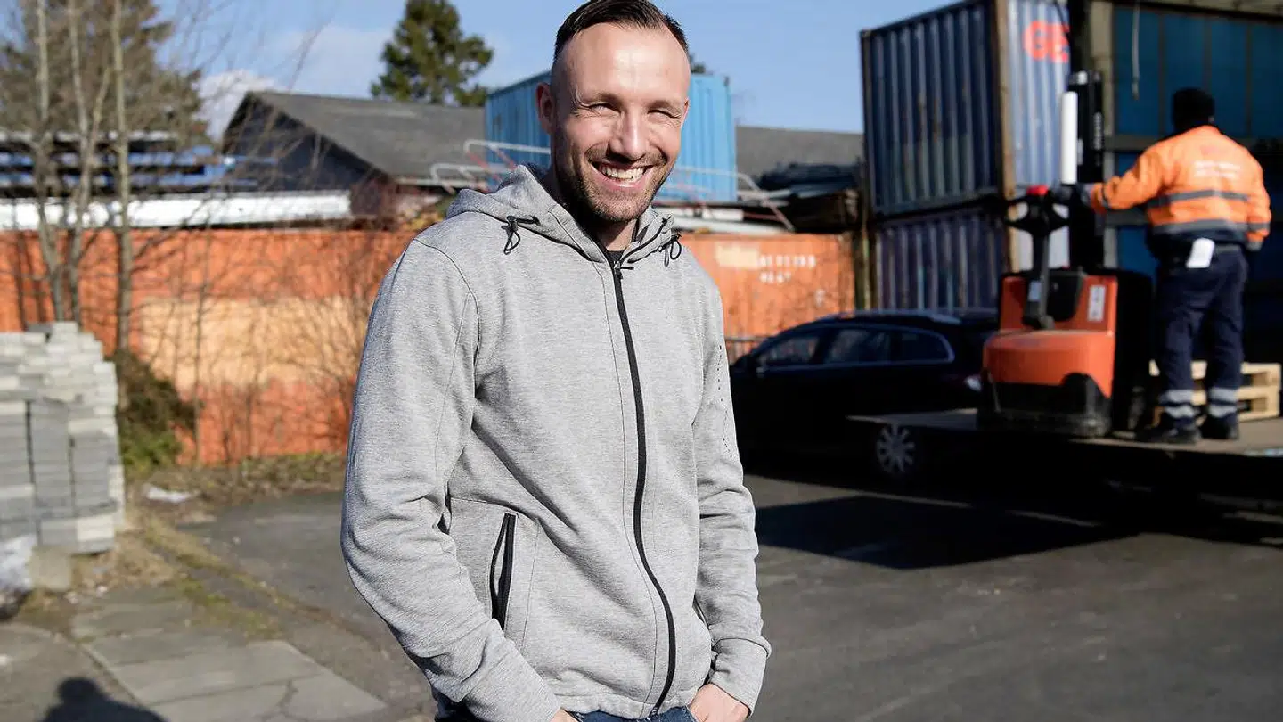 Mikkel Kessler i og ved sit hovedkvarter på Møllelodden uden for Dragør i februar sidste år, da han annoncerede sit endelige stop.