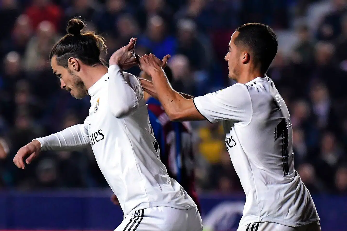 Gareth Bale viftede Lucs Vasquez væk efter målet til 2-1 mod Levante. For Bale ønskede tilsyneladende ikke at fejre det med sine holdkammerater.