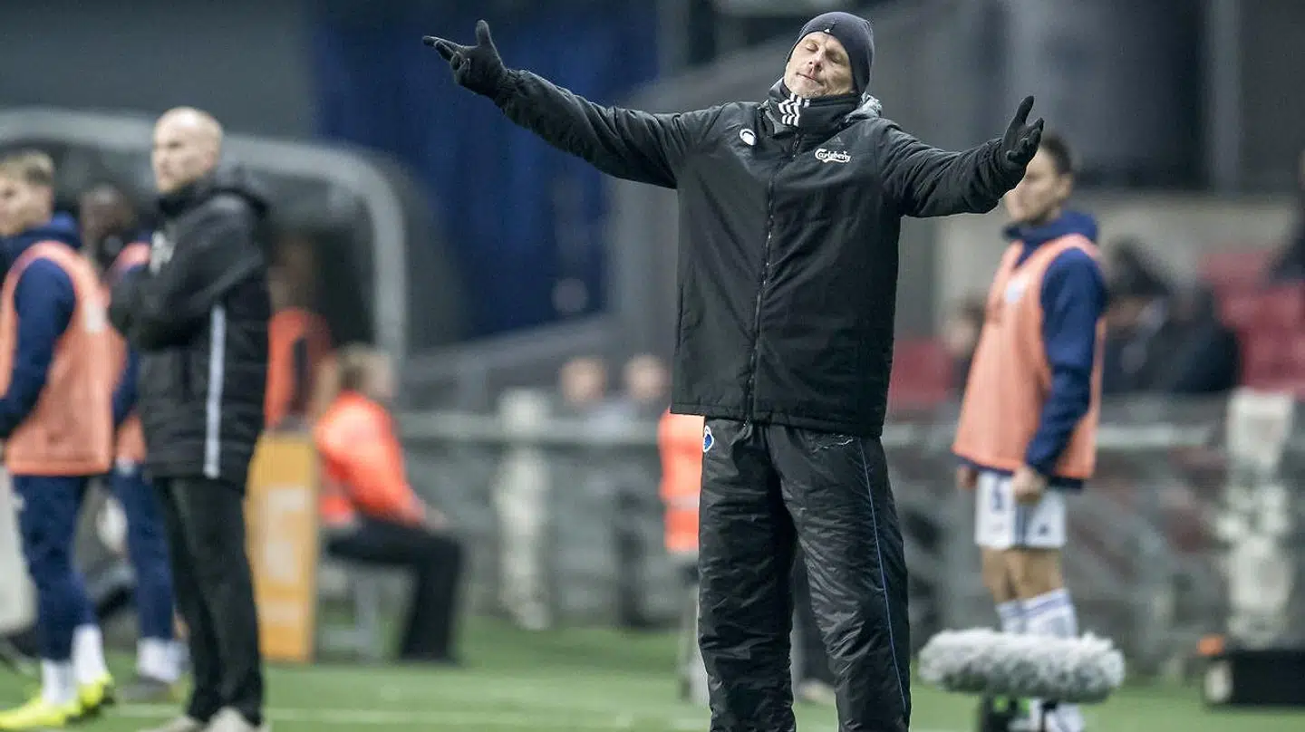 Ståle Solbakken var bestemt ikke tilfreds med sit mandskabs præstation mandag aften.