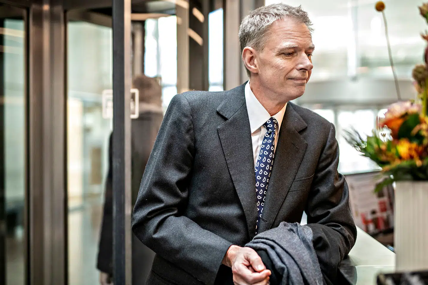 Klaus Riskær Pedersen har været i alle medier i flere dage. Her er han i indgangen til DR-Byen i København, mandag den 25. februar 2019.