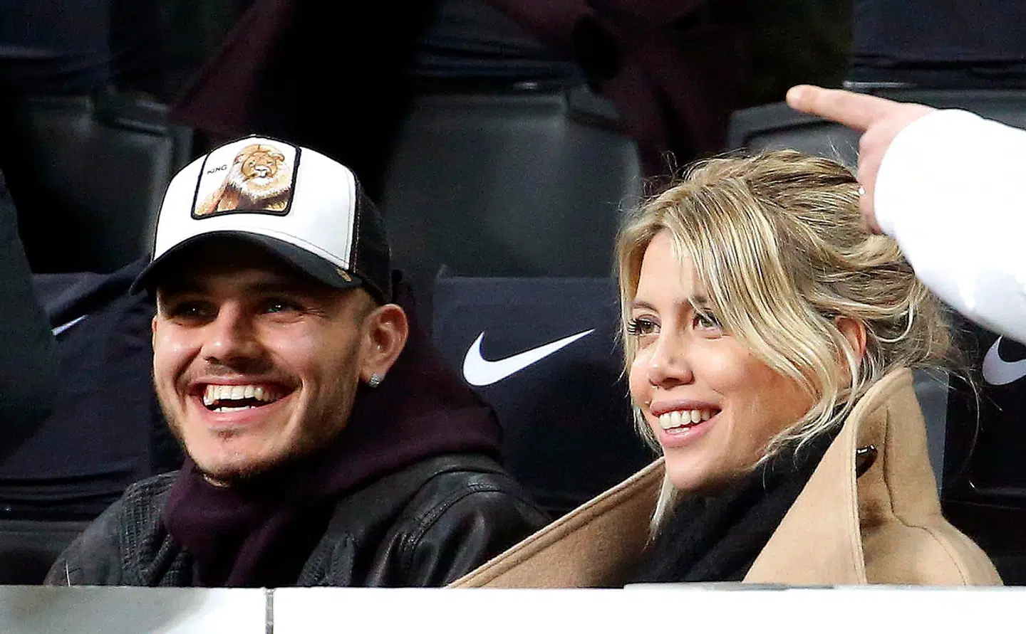 Her ses Mauro Icardi og hustruen Wanda Nara