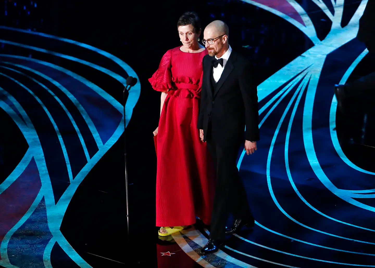 Frances McDormand er ikke glad for al glamour-halløjet, der følger med prisuddelingerne i filmbranchen, men modeekspert Chris Pedersen fortæller, at hun klarer sig med det samarbejde med modehuset Valentino, som hun har kørende nu. REUTERS/Mike Blake