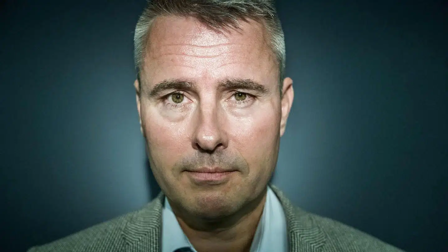 Portræt af 52-årige Henrik Sass Larsen (S).