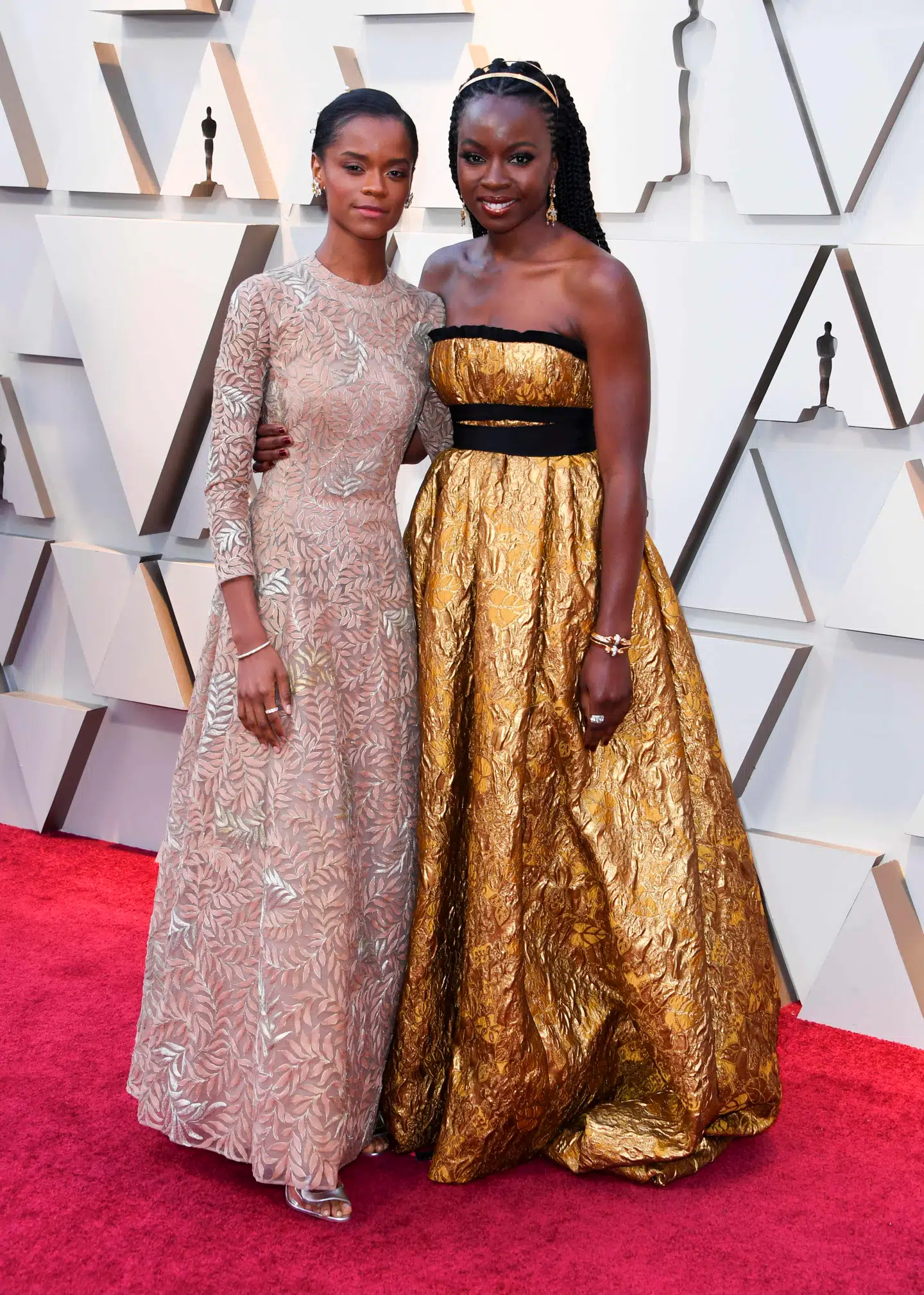 Letitia Wright (tv.) og Danai Gurira. Foto: Scanpix