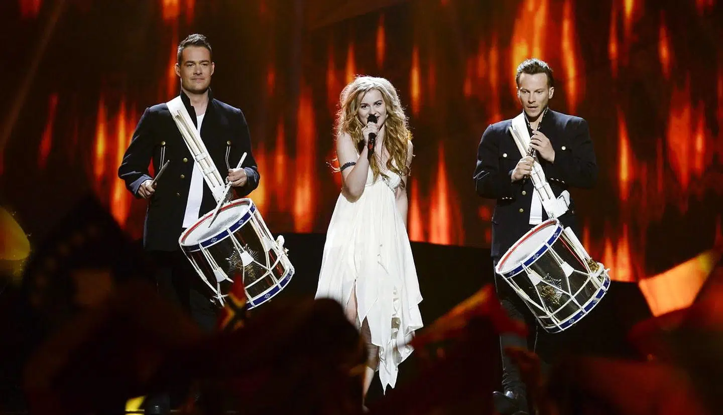 Emmelie de Forest med 'Only teardrops' ved finalen i Malmø i 2013.