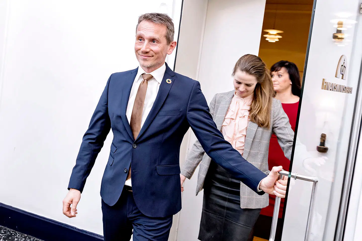 Finansminister Kristian Jensen (V) og regeringen til sættemøder med Folketingets partier om sundhedsreformen. Kristian Jensen og de øvrige forhandlere fra regeringen taler med pressen efter Socialdemokratiets besøg i Finansministeriet onsdag eftermiddag 20. feb. 2019. (Foto: Bax Lindhardt/ Scanpix 2018)
