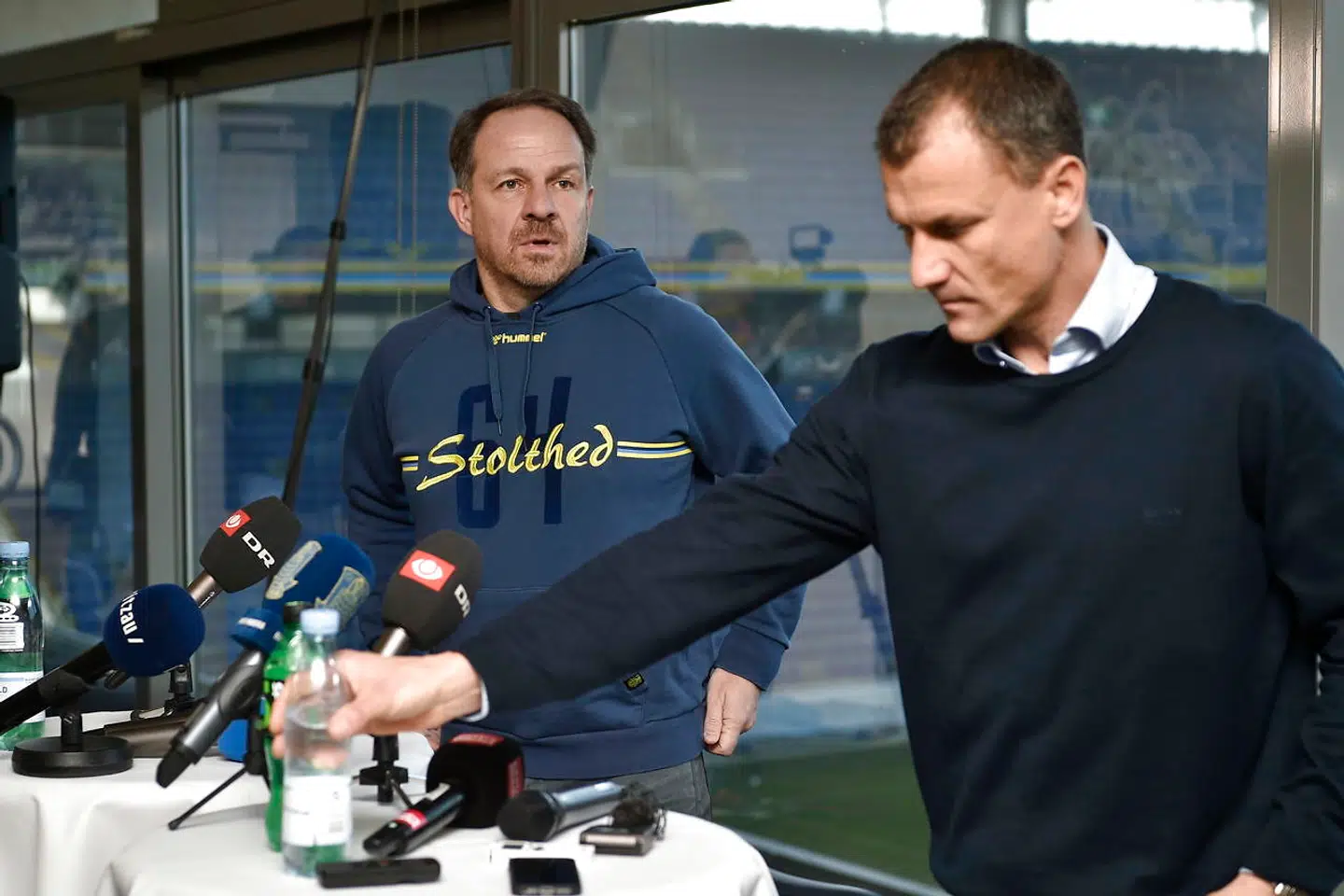 Fodboldklubben Brøndby IF har valgt at stoppe samarbejdet med cheftræner Alexander Zorninger med øjeblikkelig virkning.