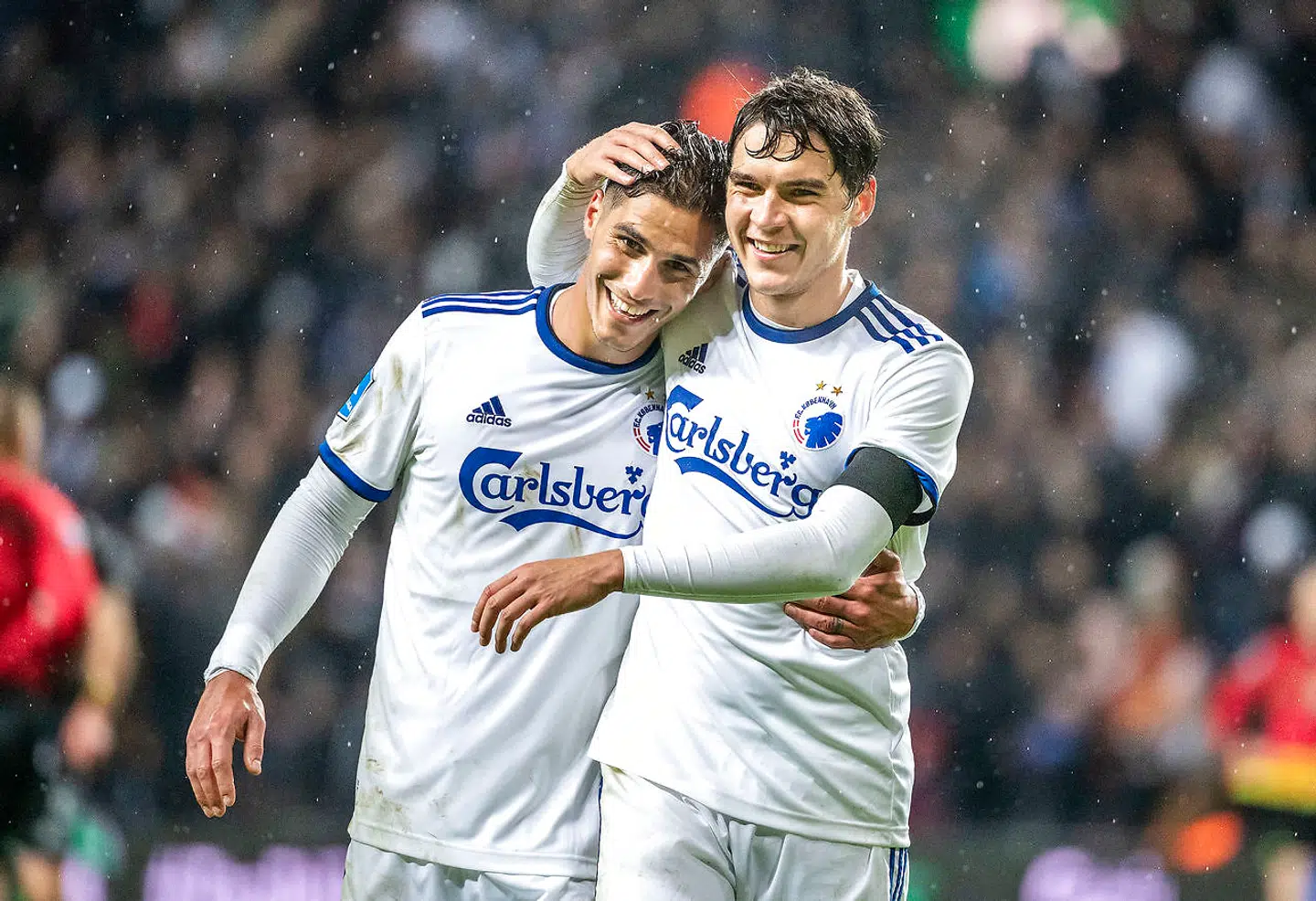 Pieros Sotiriou (28), FC København og Robert Skov (29), FC København, under Superliga-kampen mellem FC København og OB i Telia Parken søndag den 10. februar 2019.Der var ikke skyggen af julefedt eller vinterrust at spore hos FCK-holdet og Robert Skov, som åbnede foråret med et klart signal til FCM i guldkampen. Det skriver Ritzau, mandag den 11. februar 2019.. (Foto: Anders Kjærbye/Ritzau Scanpix)