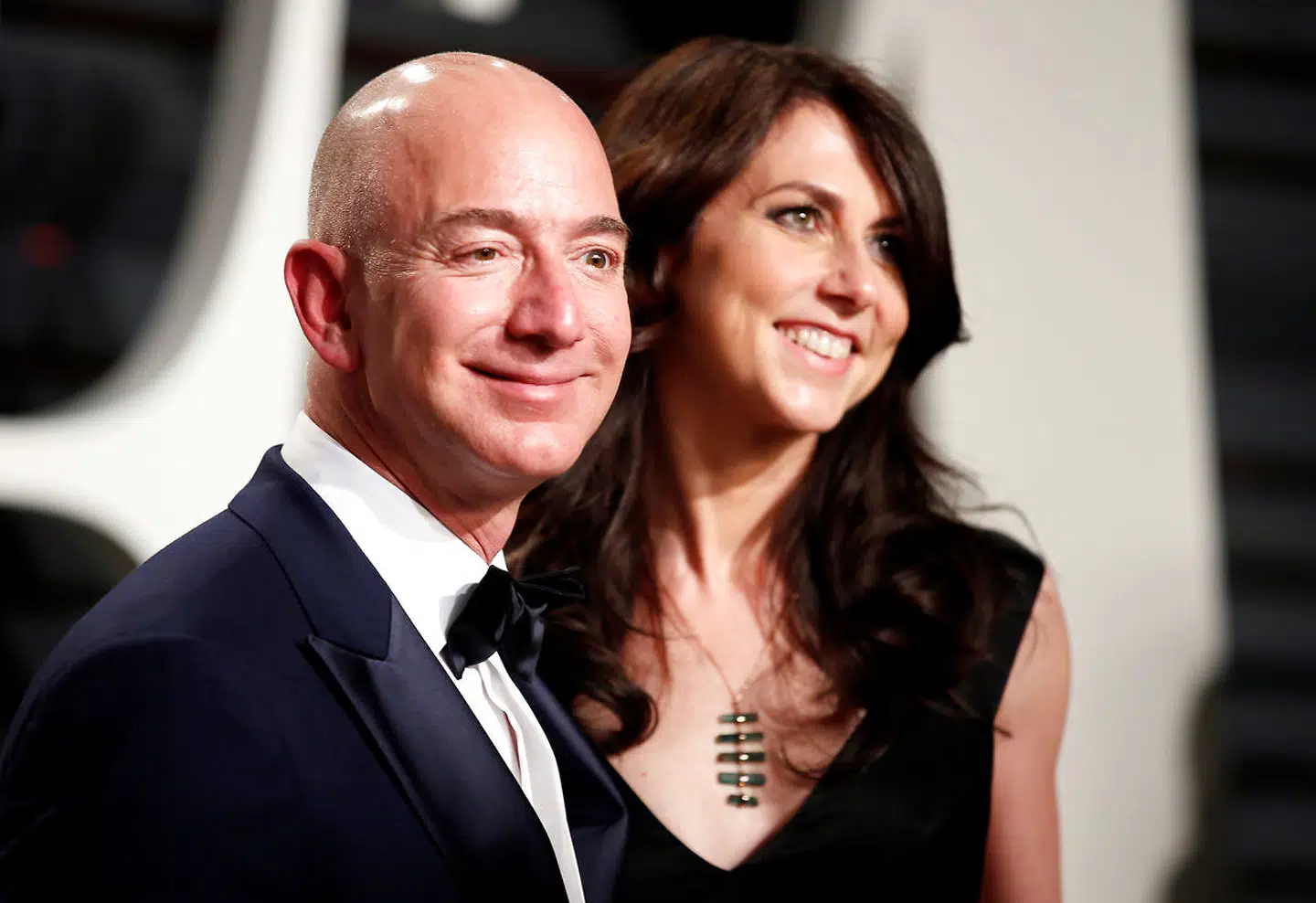 Jeff Bezos med sin hustru gennem 25 år, MacKenzie Bezos.