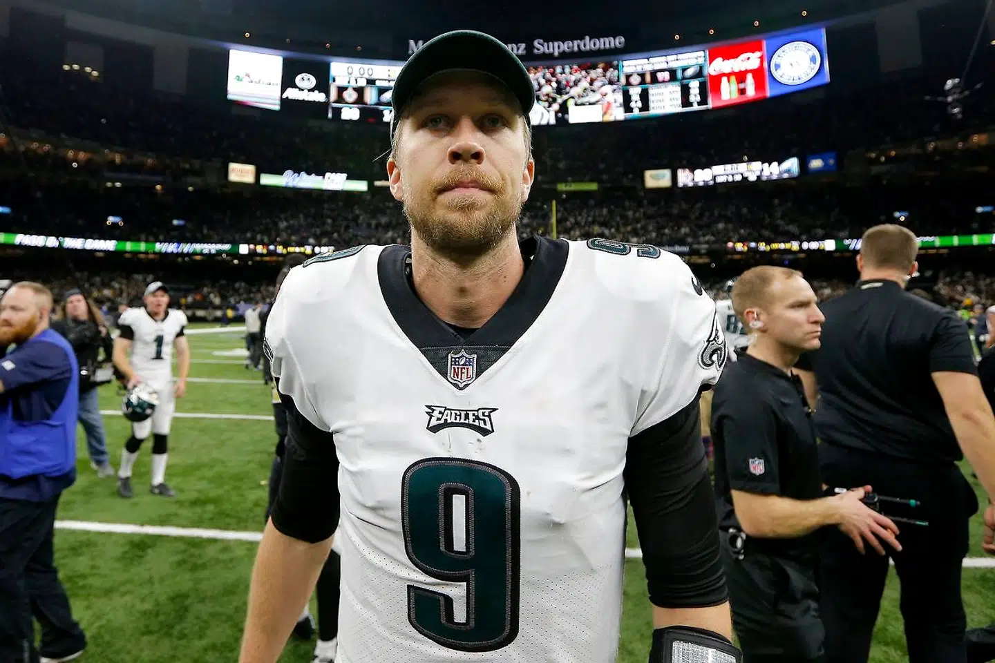 Nick Foles efter sin sandsynligvis sidste kamp for Philadelphia Eagles - da holdet tabte til New Orleans Saints i årets play-offs.