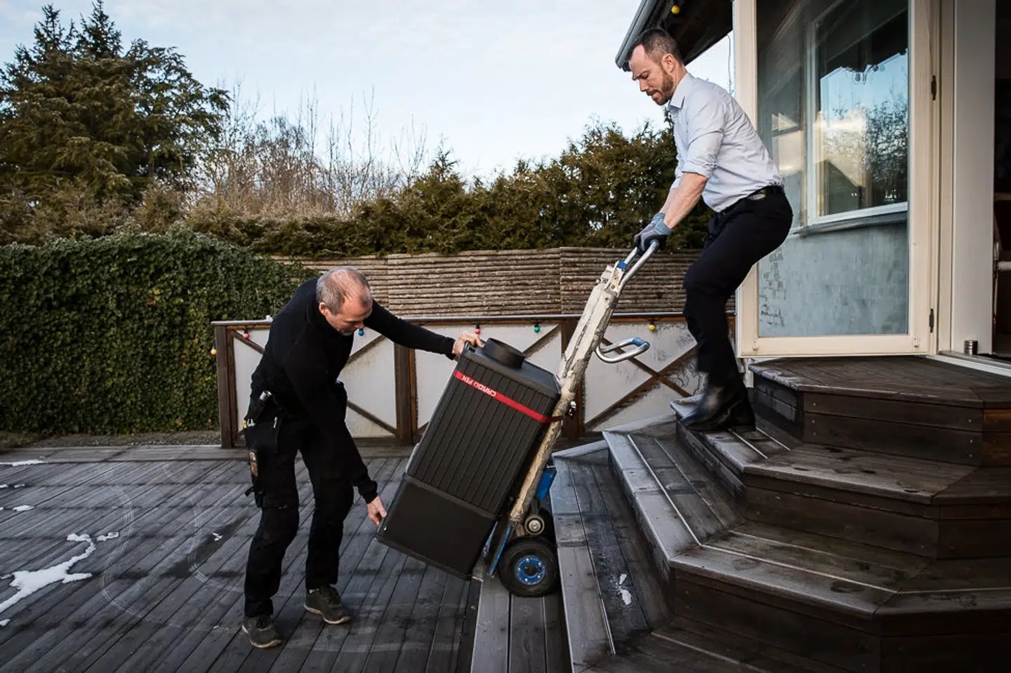 Miljø- og fødevareminister Jakob Ellemann-Jensen (V) åbner for pulje, der kan give 2000 kroner til danskere, der skrotter brændeovne, der er fra før 1995. Steen Jensen/Free