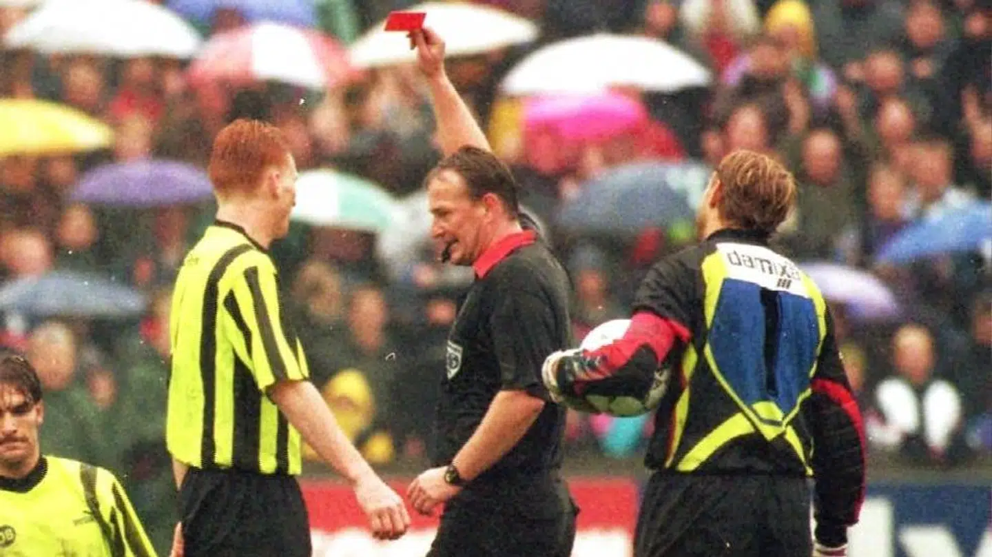 Peter Mikkelsen, da han stadig var aktiv dommer (arkivfoto)