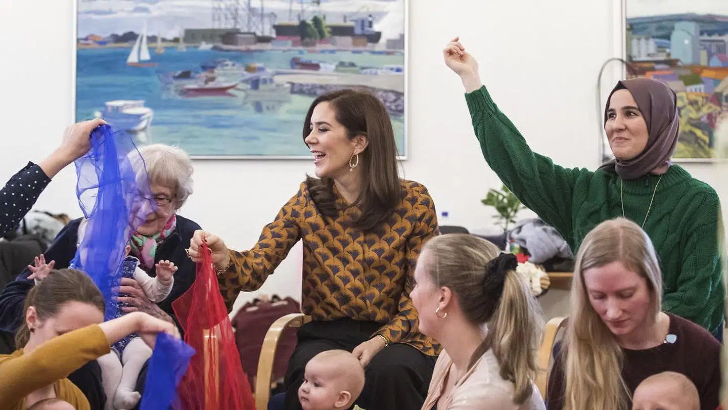 Esra Alici Pedersen (th.) var glad for den anerkendelse, det giver, at Kronprinsessen besøgte deres event. (Foto: Mikkel Berg Pedersen/Ritzau Scanpix)