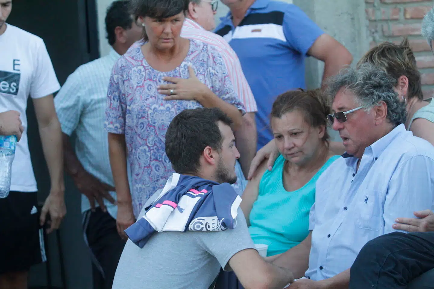 Emiliano Salas far og familie er i sorg.