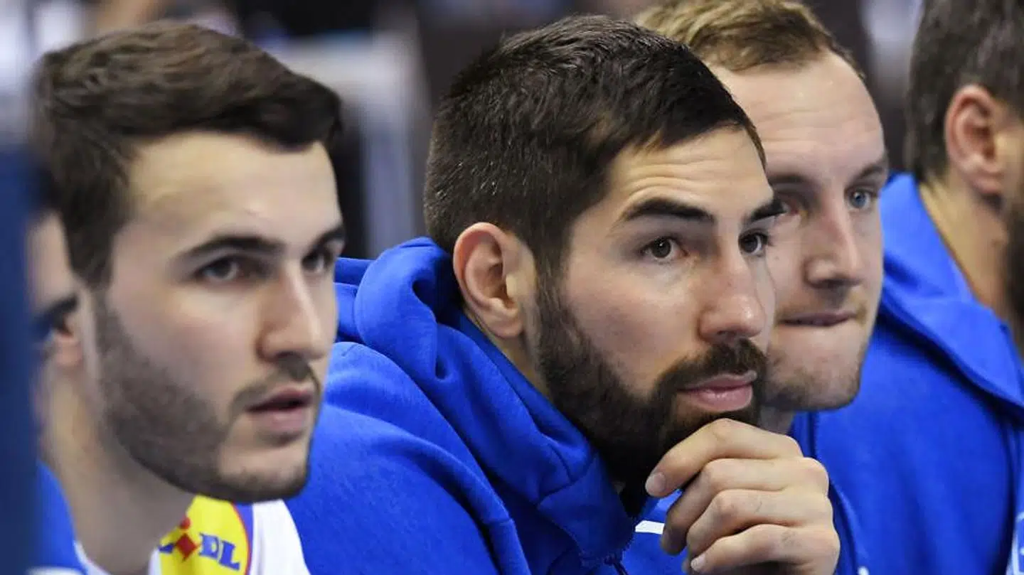 Nikola Karabatic (i midten) tror på, Frankrig vinder fredagens semifinale.