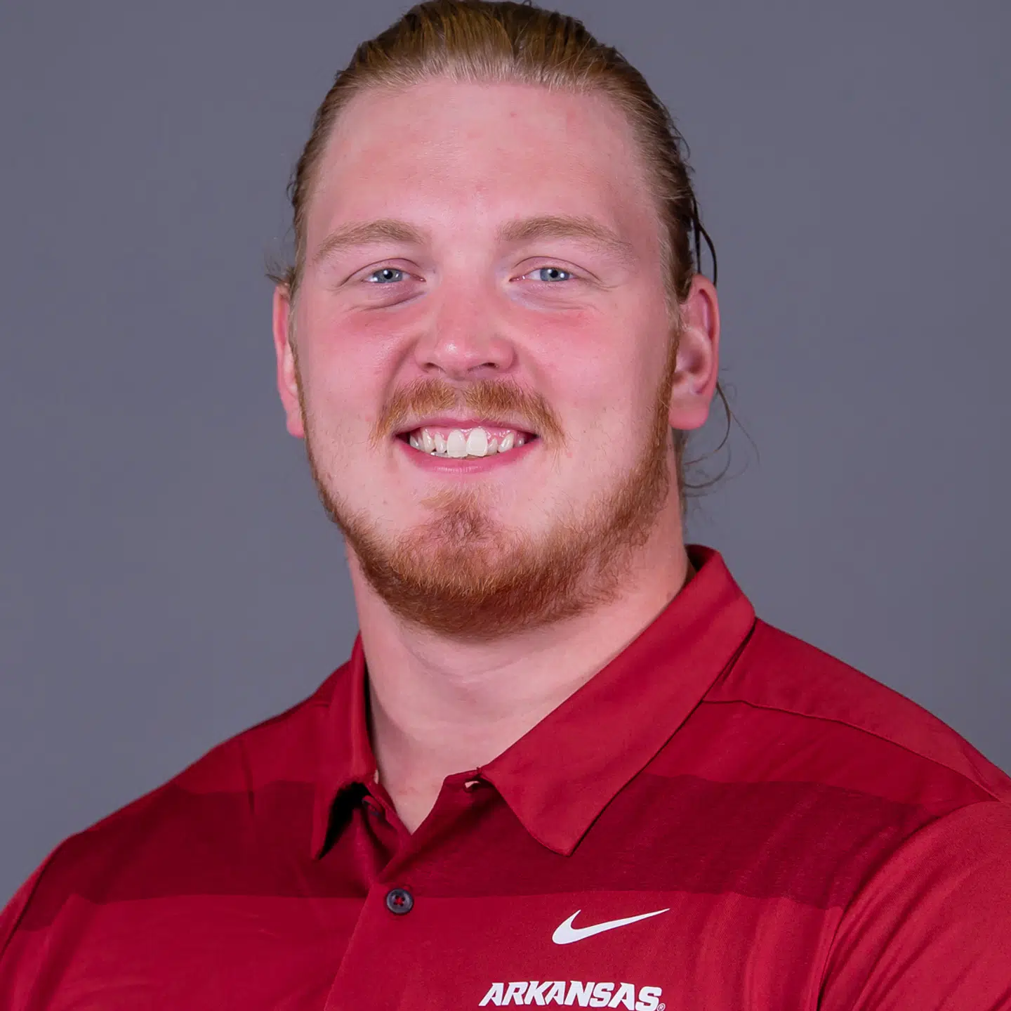 Hjalte Froholdt har spillet for Arkansas Razorbacks i de seneste sæsoner.