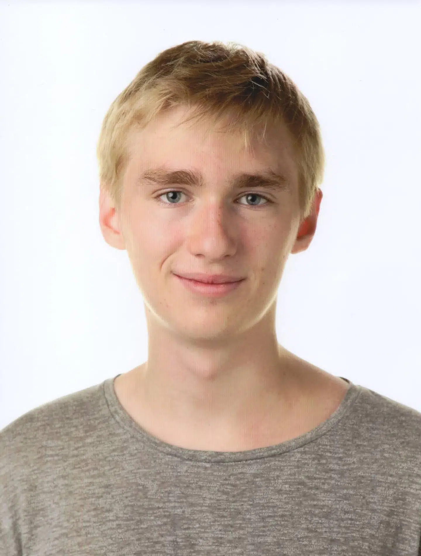 Albert går i 3.G på Mediegymnasiet i København.