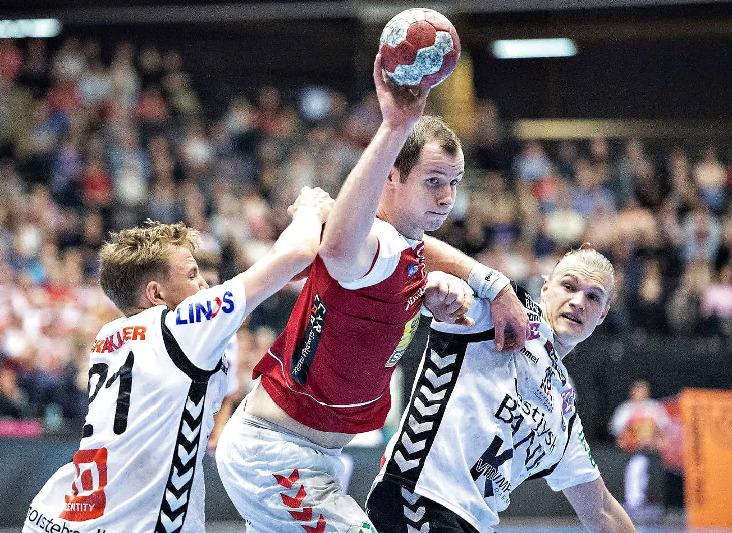 Simon Hald udviklede sig til en kæmpeprofil i Aalborg Håndbold.