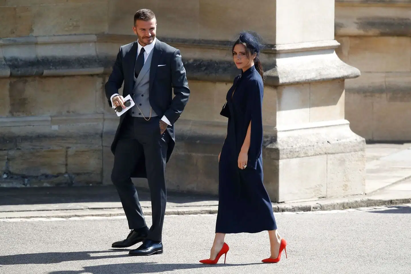 Eftertragtet par. Beckham-parret har forbindelser til selv det britiske kongehus. Her ses de ankomme som gæster til britiske prins Harrys og Meghan Markles royale bryllup i maj 2018.