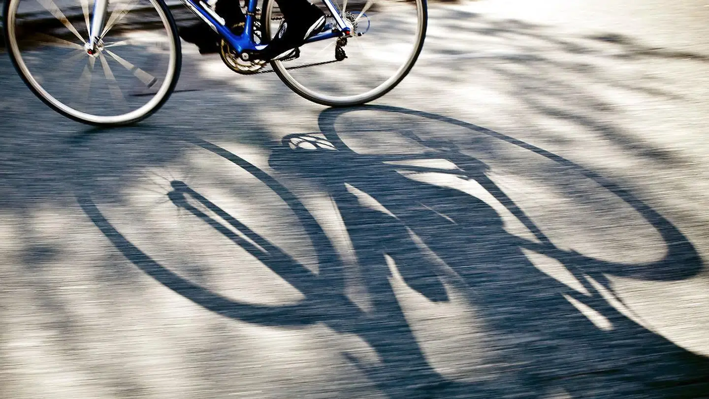 Politiet gennemfører i uge 4 en målrettet indsats mod cyklister og knallertkørere, der af og til tager unødvendige chancer i trafikken og bryder færdselsloven til gene for andre trafikanter og med risiko for ulykker.